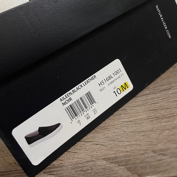 Naturalizer Aileen Black Leather Slip-on | Size 10W Women’s | NWT - Picture 2 of 6